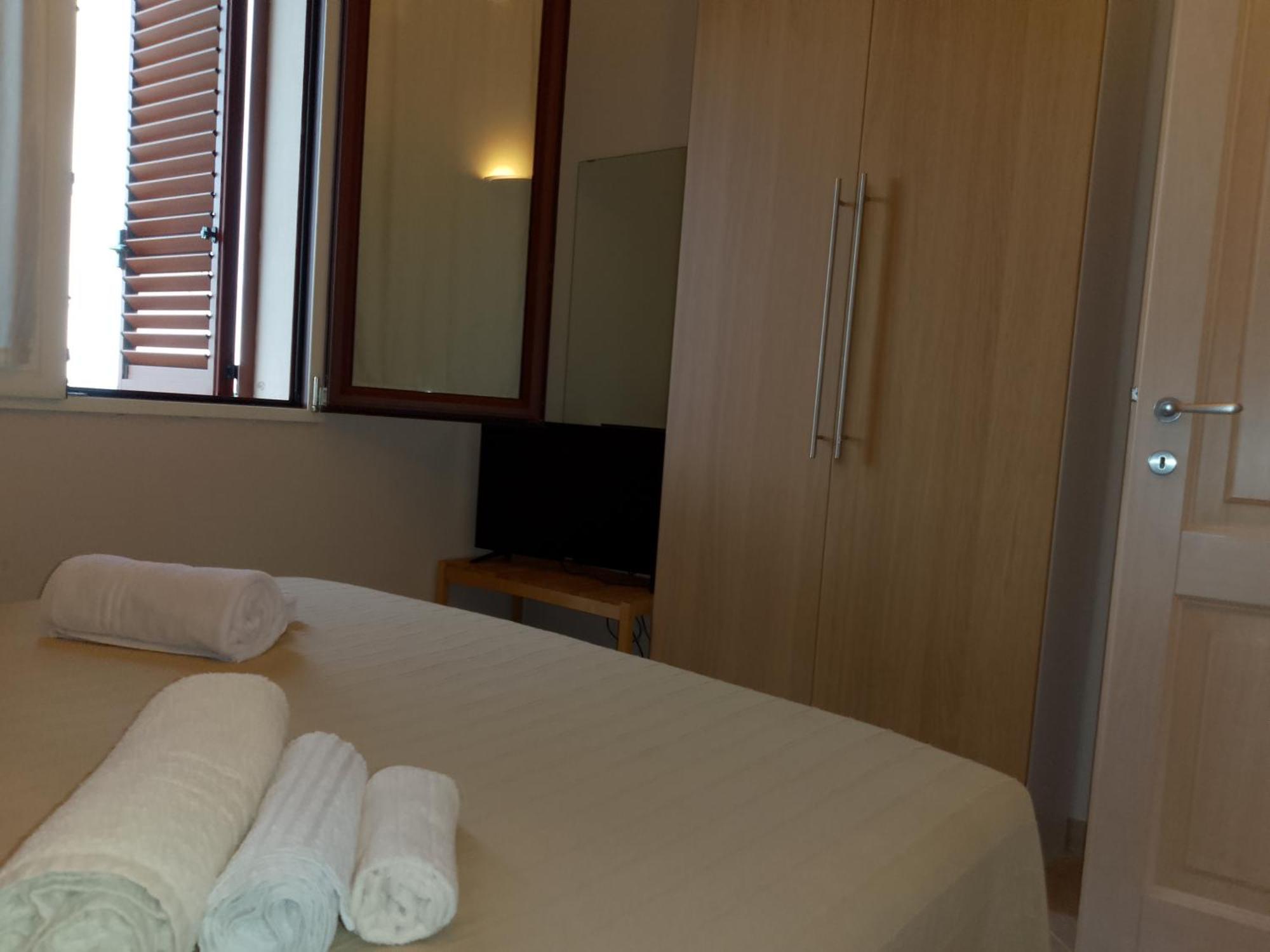 Villa Florida - Prestige Exclusive Rooms & Luxury Villas サン・テオドーロ エクステリア 写真